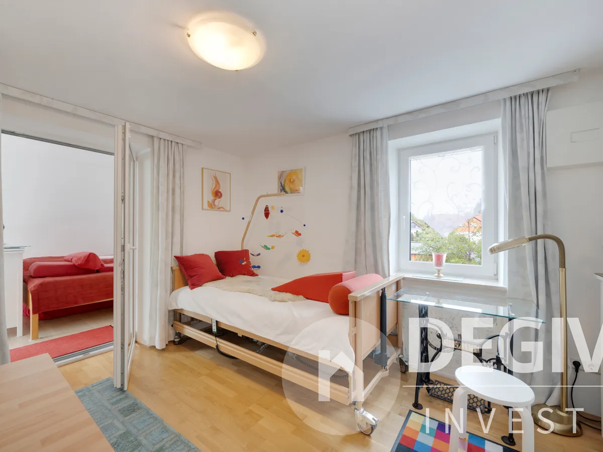 zweites Schlafzimmer OG