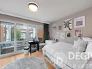  Wohnzimmer, Blick zur Terrasse
