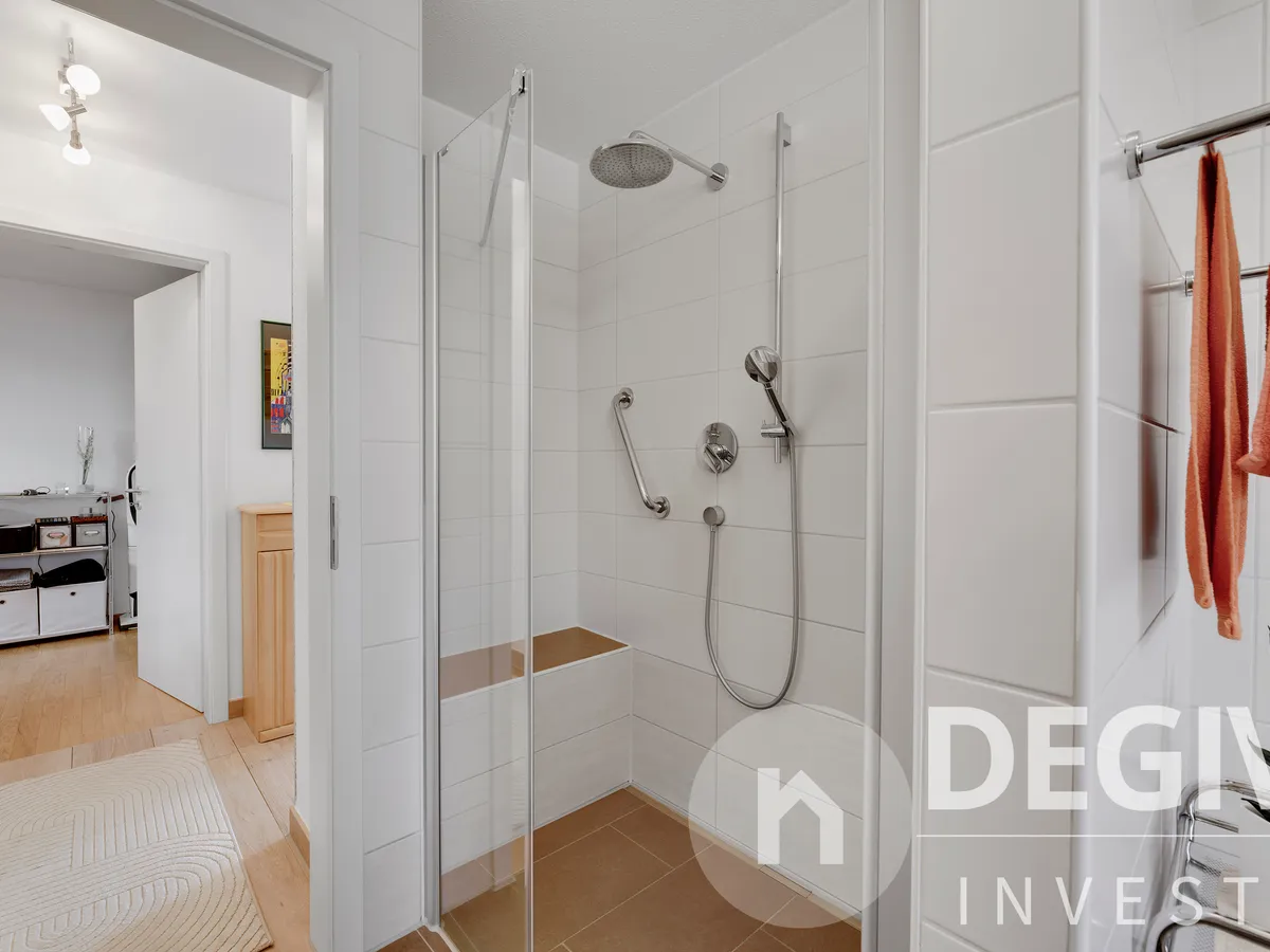 Bad mit barrierefreier Dusche