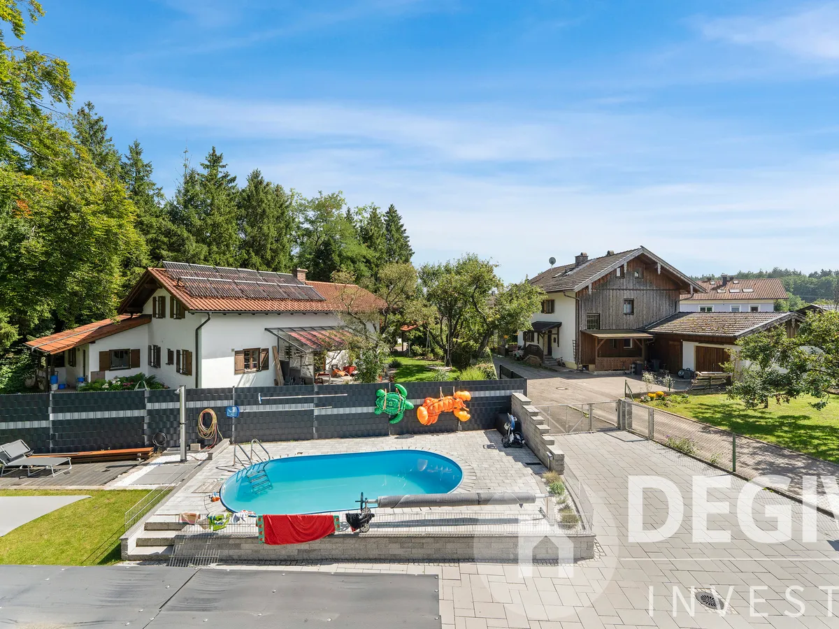 Garten mit Pool