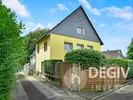 Seitliche Front
