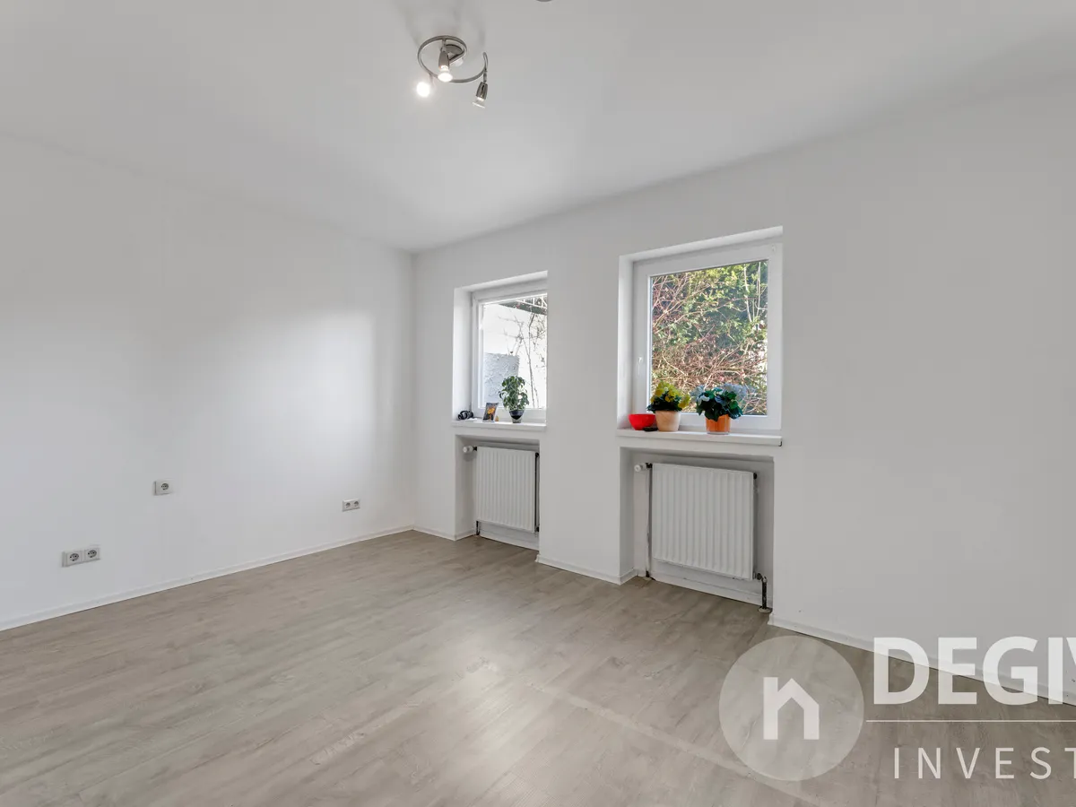 Schlaf/Gästezimmer im Untergeschoss