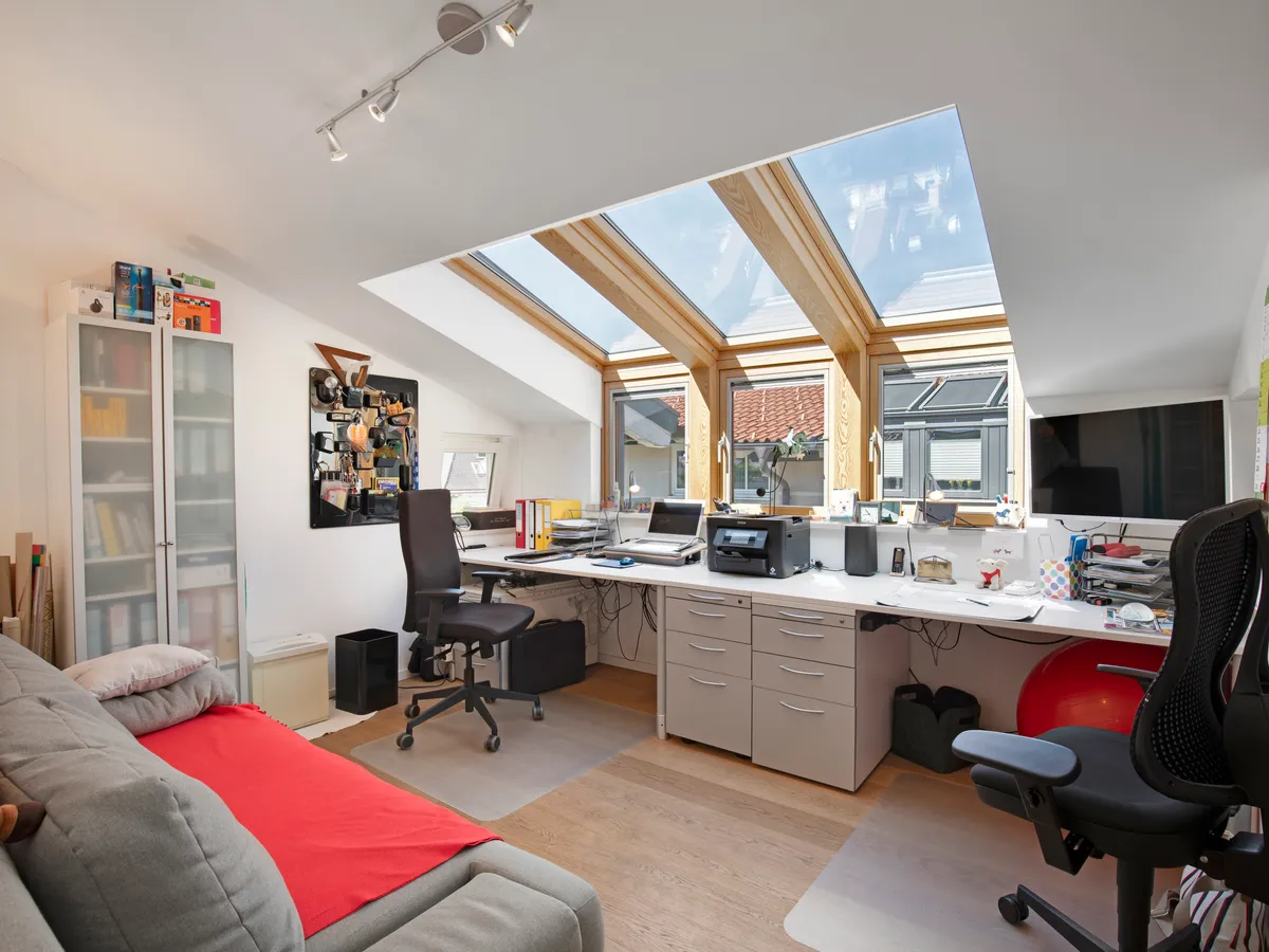 Homeoffice,Gästezimmer oder Kinderzimmer