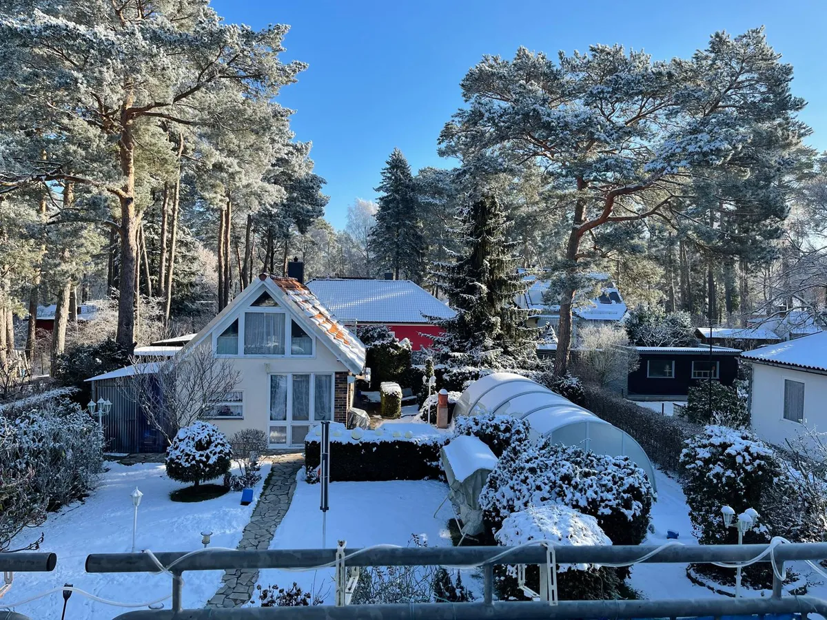 Sommerhaus im Winter