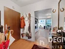 Diele mit Blick ins Wohnzimmer