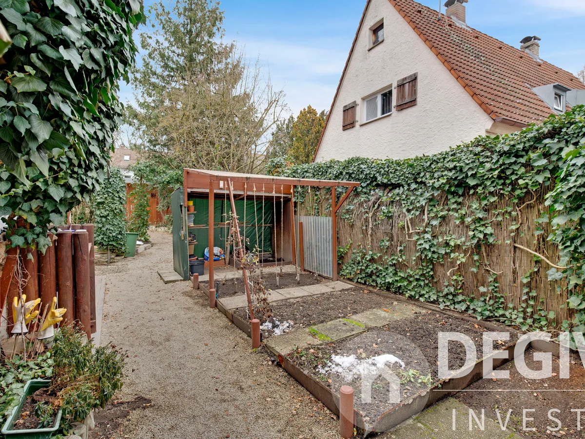 Garten (Nachbarhaus)