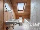 Badezimmer im Dachgeschoss