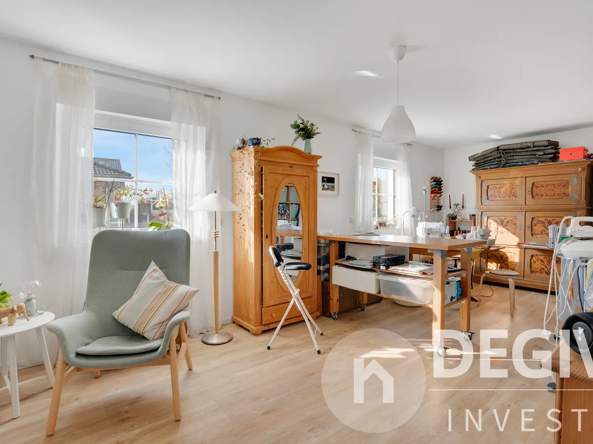 Gäste-/Arbeitszimmer