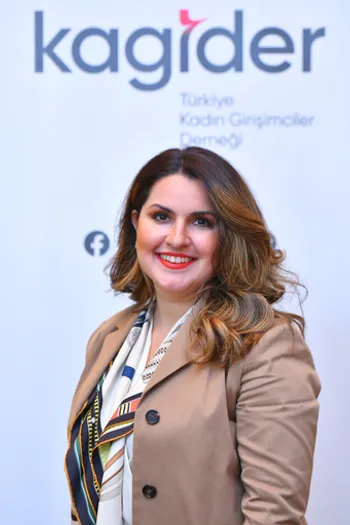 Av. Zeynephan Gemicioğlu