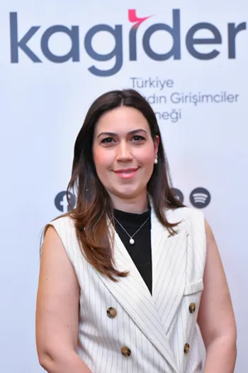 Hazal Çetin 
