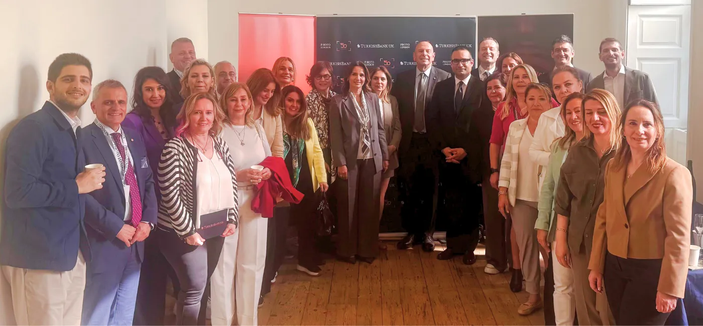KAGİDER Heyeti TurkishBank Ev Sahipliğinde Somerset House’da TurkishBank Üst Düzey Yöneticileri ve T.C. Londra Konsolosu Sn.Turan Oğuzhan Gönültaş Londra'da Bir Araya Geldi!
