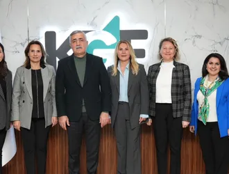 KAGİDER BAŞKANI ESRA BEZİRCİOĞLU VE KGF GENEL MÜDÜRÜ ERDOĞAN ÖZEGEN BİR ARAYA GELDİ