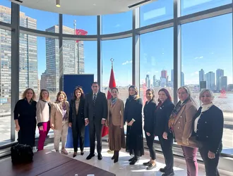 KAGİDER Başkanı Esra Bezircioğlu  Türkiye Cumhuriyeti New York Başkonsolosu Reyhan Özgür’ü ziyaret etti.