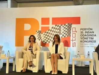 KAGİDER President Esra Bezircioğlu Took Part as a Speaker at the PERYÖN Congress.