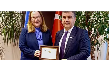 Büyükelçi