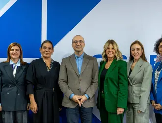 KAGİDER YÖNETİM KURULU ÜYELERİ VE KAGİDER GENEL SEKRETERİ YEŞİM SEVİĞKOSGEB BAŞKAN YARDIMCISI İLE BİR ARAYA GELDİ