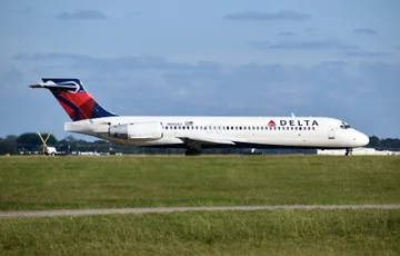 Delta Air Lines Boeing 757 Incident: Detached Nose Wheel Just Before Take-off